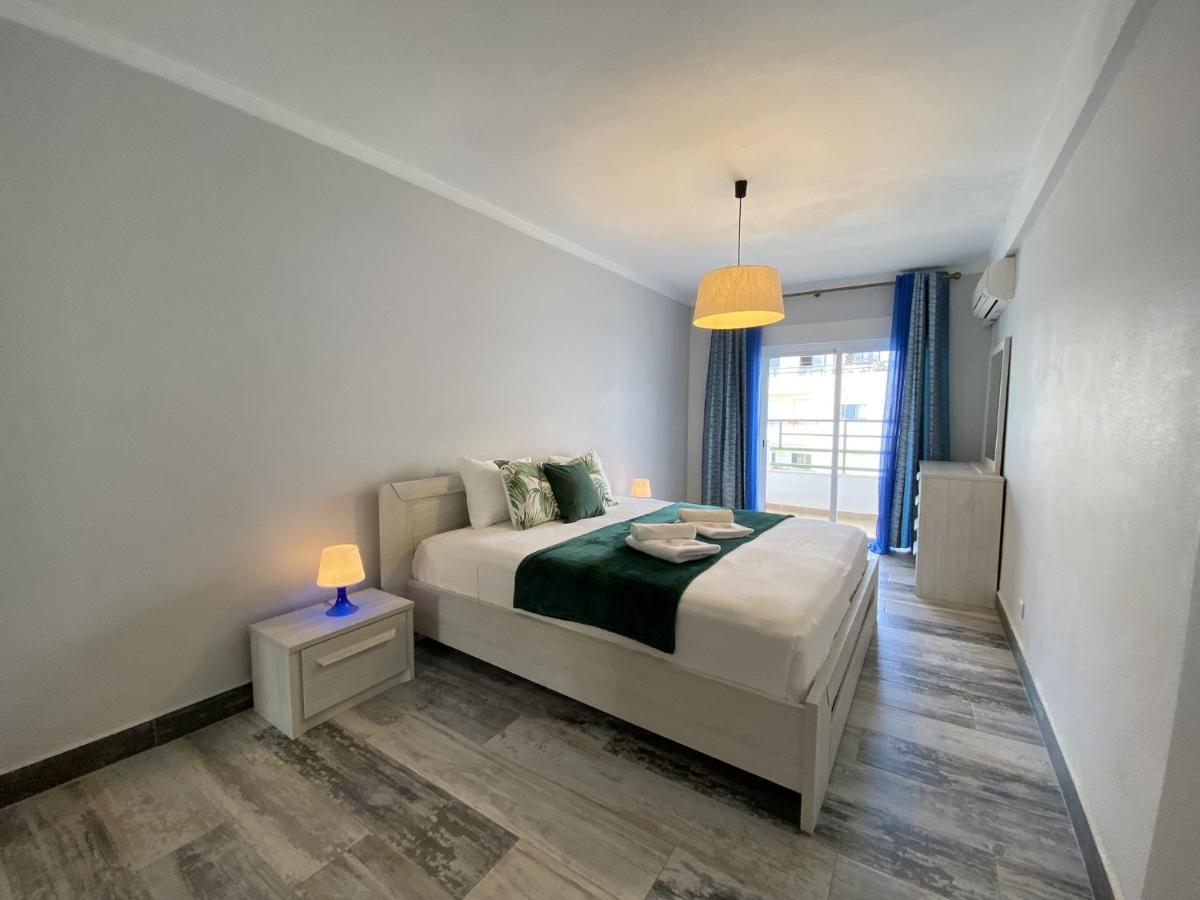 Quarteira Ocean Breeze 2 By Homing Apartment Exterior photo